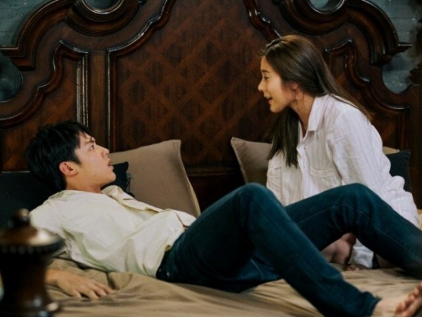 Sốc nặng trước sự &amp;apos;sành sỏi&amp;apos; phòng ngủ của vợ mới cưới, chồng lén điều tra quá khứ và &amp;apos;đứng hình&amp;apos; trước sự thật