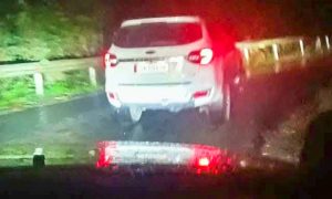 Xác minh ô tô không nhường đường xe cấp cứu trên quãng đường 2km