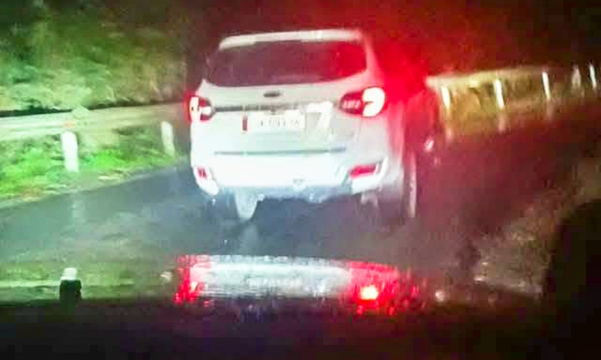 Xác minh ô tô không nhường đường xe cấp cứu trên quãng đường 2km