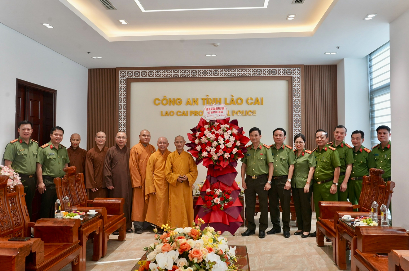 Lào Cai: BTS GHPGVN tỉnh thăm, chúc mừng tân Giám đốc Công an tỉnh nhân Ngày Truyền thống lực lượng Công an nhân dân