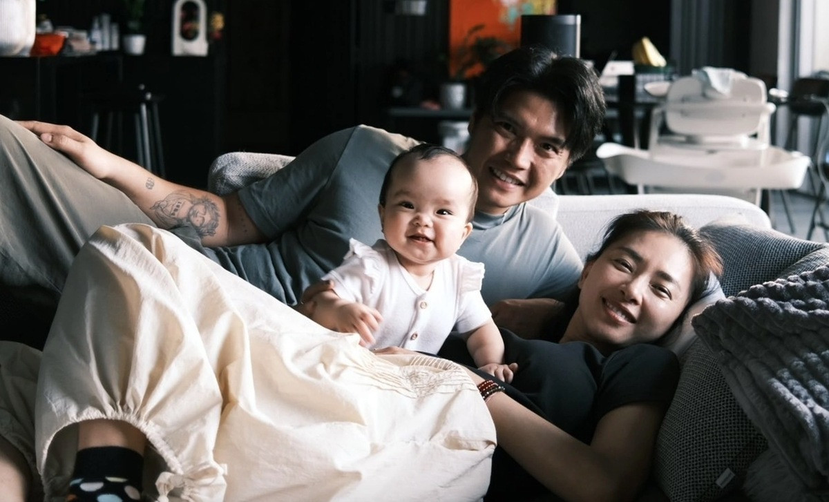 Cuộc sống của &amp;apos;đả nữ màn ảnh Việt&amp;apos; khi làm mẹ ở tuổi U50