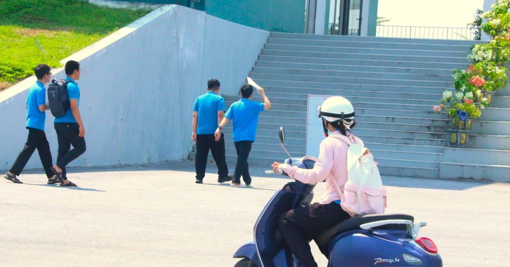 Đề môn Toán thi lại tốt nghiệp tại Trường THPT Chuyên Tuyên Quang