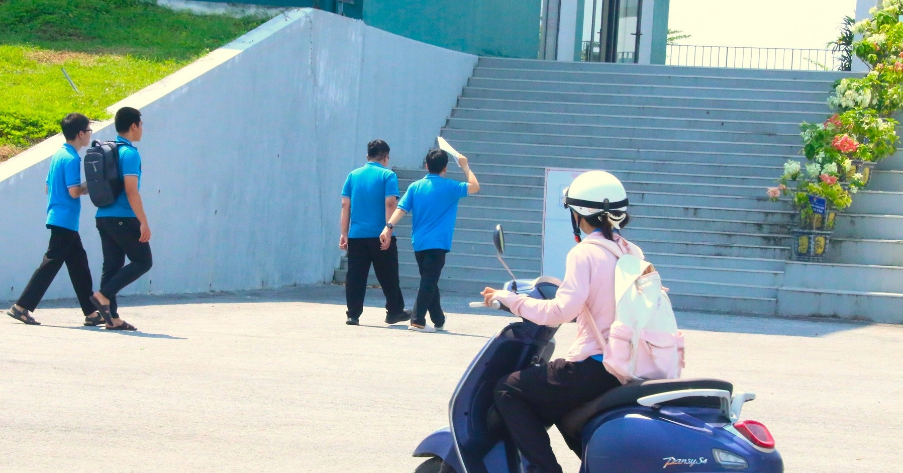 Đề môn Toán thi lại tốt nghiệp tại Trường THPT Chuyên Tuyên Quang