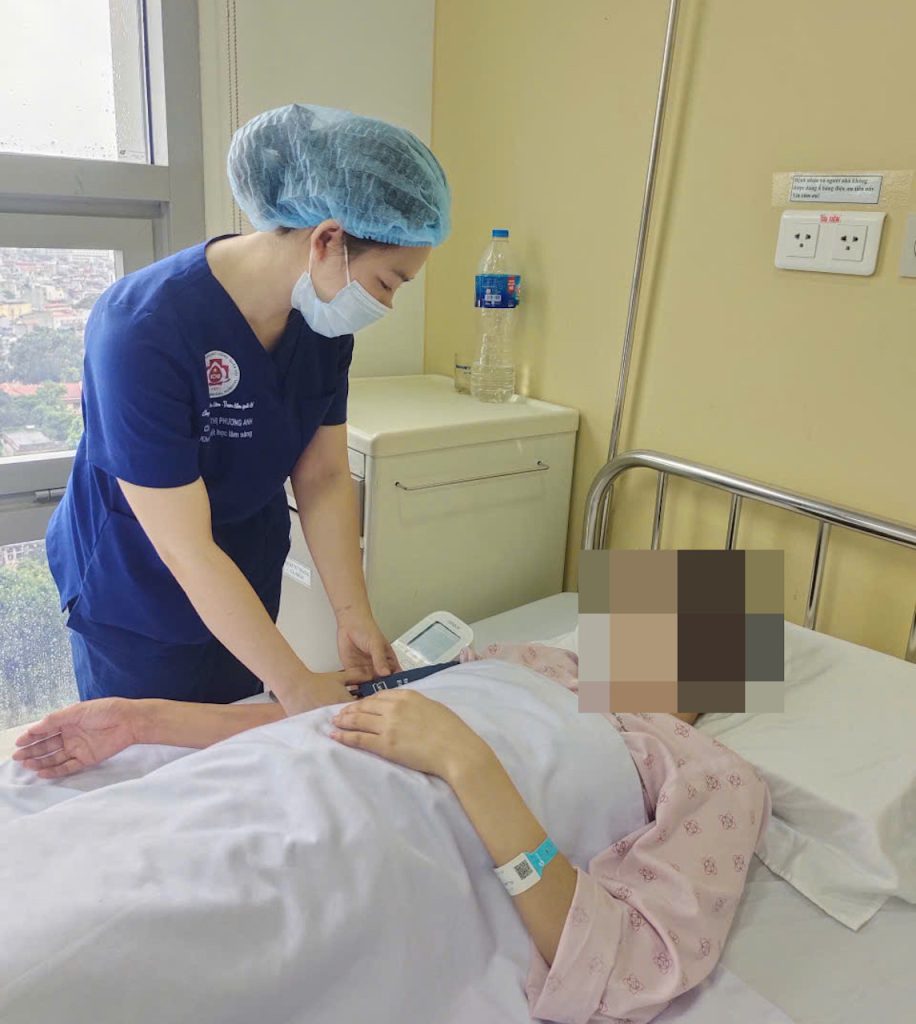 Hoa mắt, chóng mặt, người phụ nữ 35 tuổi không ngờ mắc ung thư máu cấp