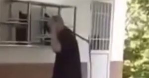 Kẻ đánh 5 trẻ nhỏ ở chùa Bầu, khai gì tại cơ quan công an?