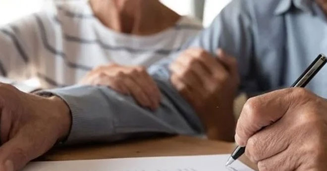 Làm bảo vệ siêu thị, đi xe cũ, người đàn ông qua đời để lại tài sản hơn 200 tỷ đồng khiến cả gia đình sững sờ