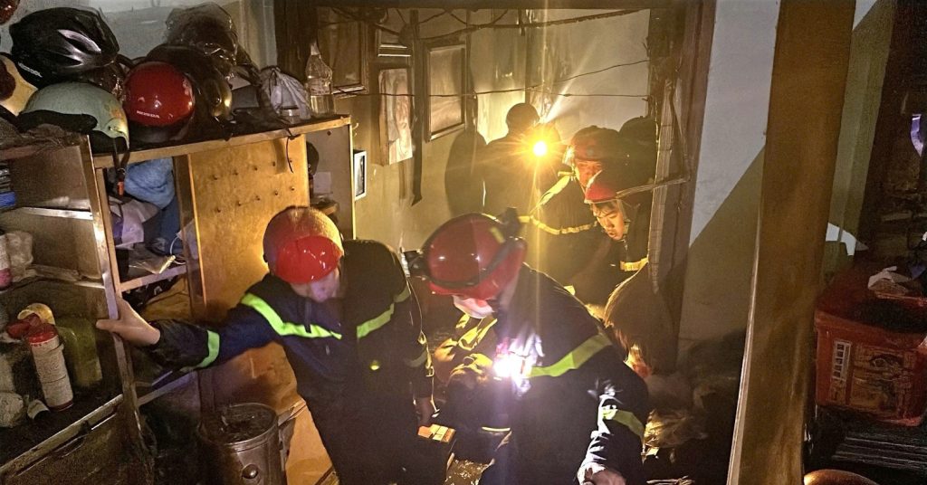Lời kể ám ảnh của nhân chứng vụ cháy nhà khiến 2 cha con tử vong ở TPHCM