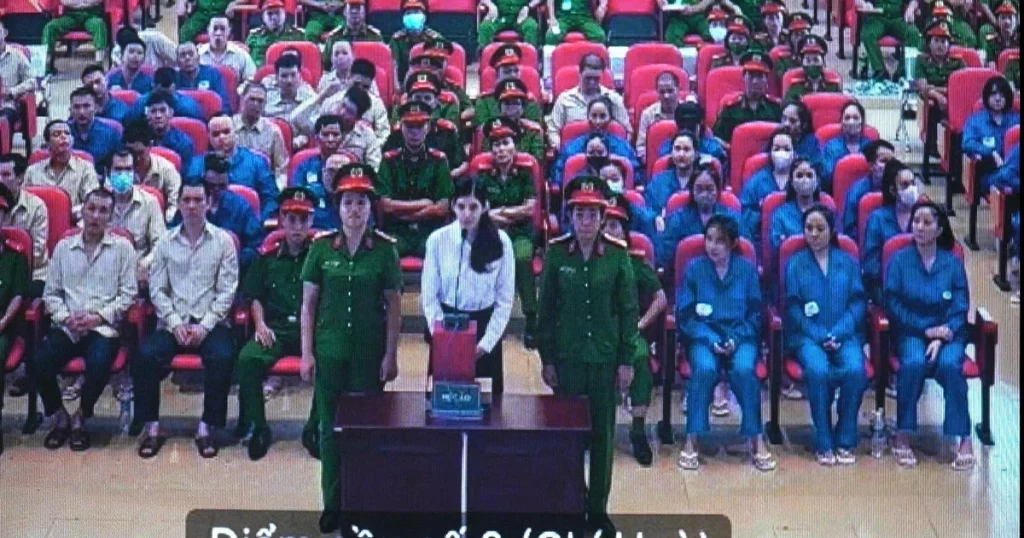 Người mẫu An Tây khai tên những người mua hộ ma túy