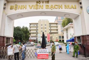 Cảnh giác chiêu &amp;apos;người nhà dược sĩ&amp;apos; bán tam thất tại Bệnh viện Bạch Mai