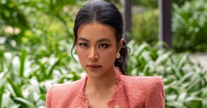Hoàng Thùy Linh tuổi 38 ngày càng trẻ trung, xuống phố với outfit gần 1,2 tỷ