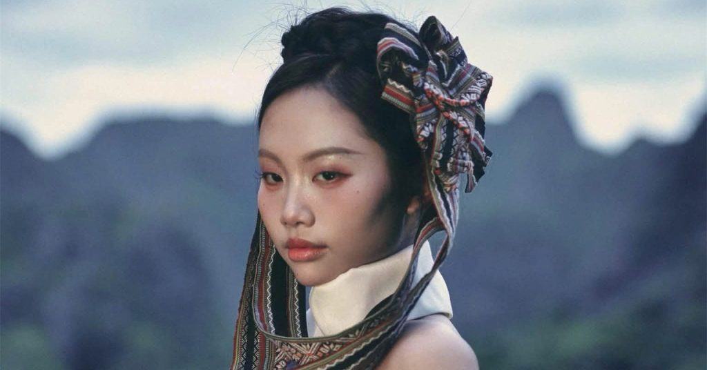 Phương Mỹ Chi lên tiếng xin lỗi