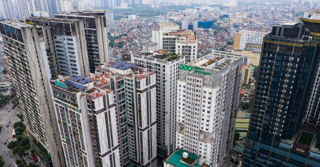Sở hữu nhà 75m2 ở Hà Nội, lương 50 triệu/tháng, chồng bị vợ chê &amp;apos;chẳng có gì&amp;apos;