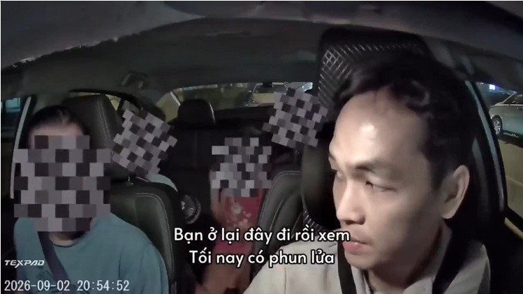 Tài xế Đà Nẵng khuyên khách Tây hủy chuyến, lý do phía sau khiến cộng đồng mạng khen ngợi