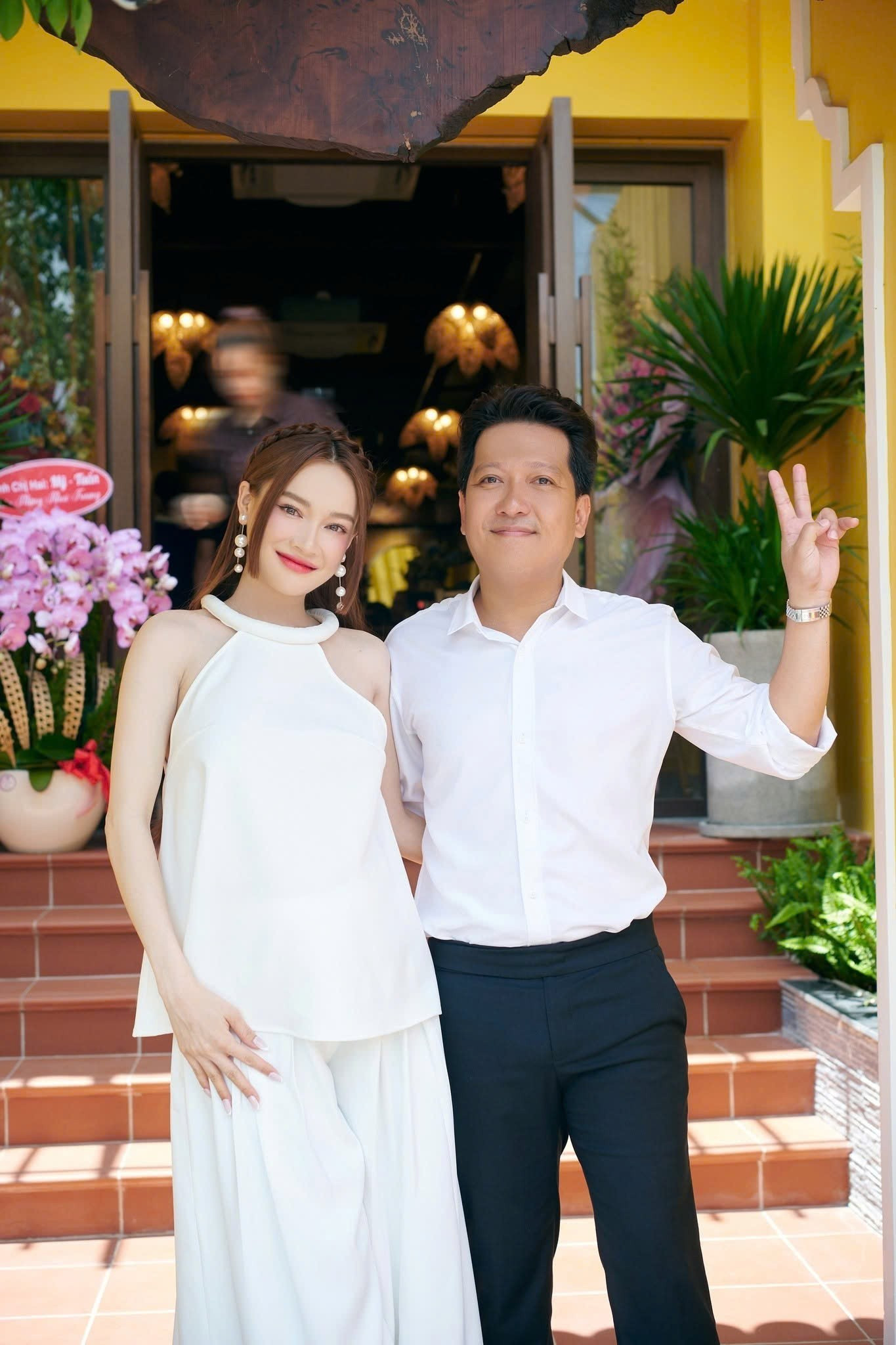 Toàn cảnh biệt thự nhà vườn rộng hàng nghìn mét vuông của Trường Giang và Nhã Phương