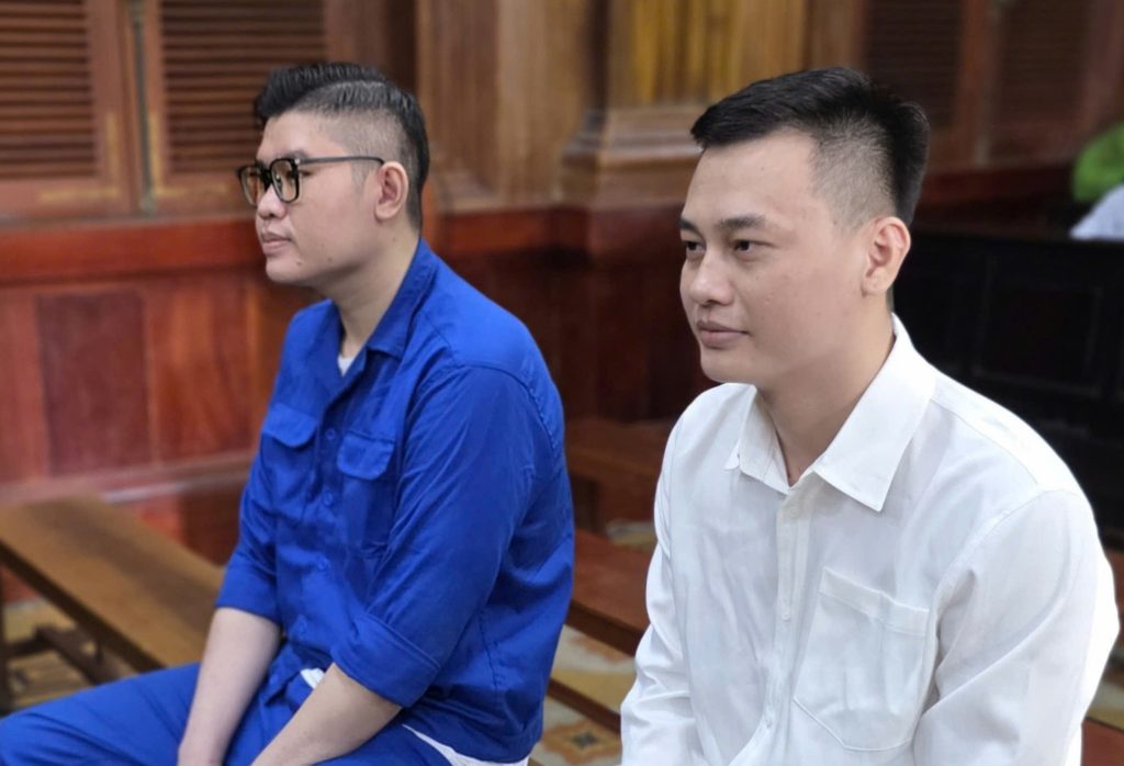 &amp;apos;Trùm buôn siêu xe&amp;apos; Phan Công Khanh và đồng phạm hầu tòa