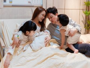 Trường Giang đặt tên con trai và con gái 4 chữ họ Võ giống nhau, không kèm họ mẹ Nhã Phương, vừa hay vừa sâu sắc