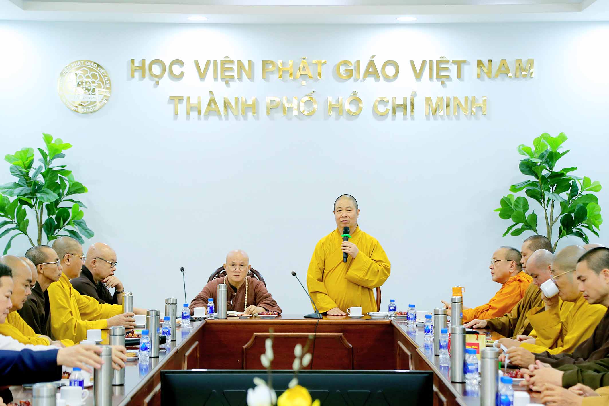 Ban Văn Hóa T.Ư khảo sát không gian, triển khai các hoạt động văn hóa phục vụ Đại hội X