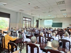Thảo luận phương pháp nghiên cứu từ thực tiễn đời sống tu học