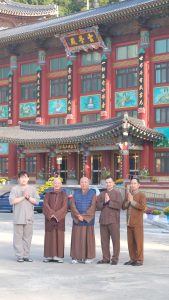 HÀNH GIẢ HÂN HOAN TRỞ VỀ THAM DỰ KHÓA TU HỌC PHẬT PHÁP LẦN THỨ 18
