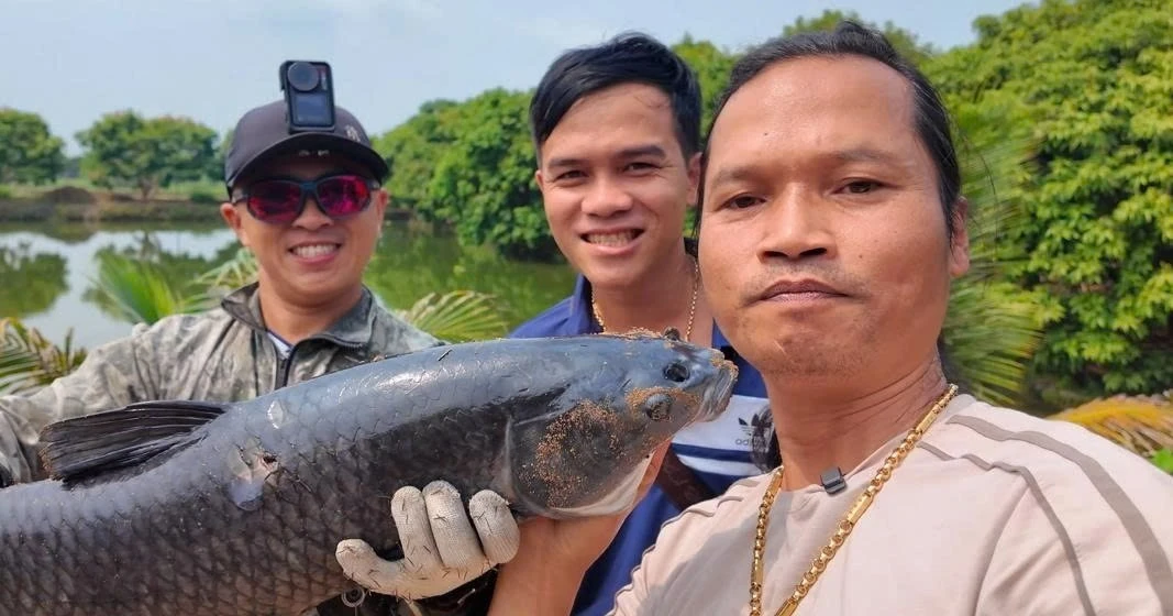 Chủ kênh &amp;apos;Già làng Tây Nguyên&amp;apos; trước khi bị bắt