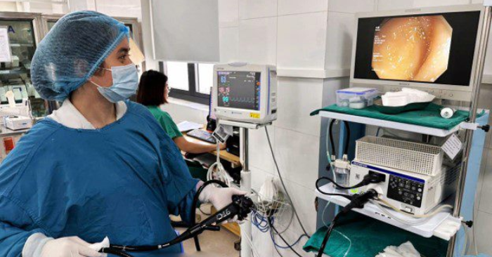 Mê món thịt bò, người phụ nữ ngỡ ngàng khi đi khám tiêu hóa