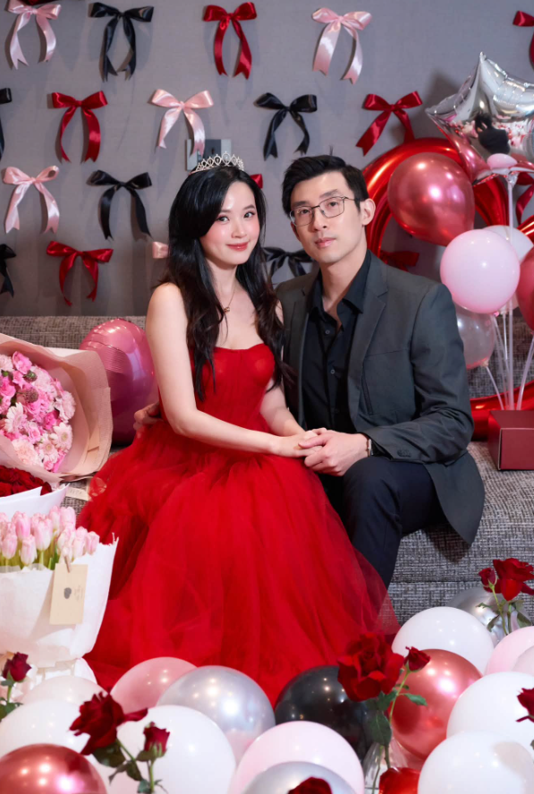 Midu được chồng thiếu gia trang trí cả ô tô mừng sinh nhật, lời nhắn dành cho vợ gây chú ý