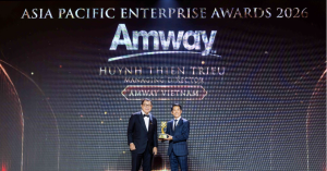 Tổng Giám đốc Amway Việt Nam hai năm liên tiếp nhận giải Doanh nhân xuất sắc châu Á